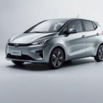 Tampang Mobil Listrik Geely yang Harganya Cuma Rp 115 Juta